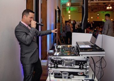 DJ Service For Hire Yager Entertainment 400x284 - Yager Entertainment Orlando