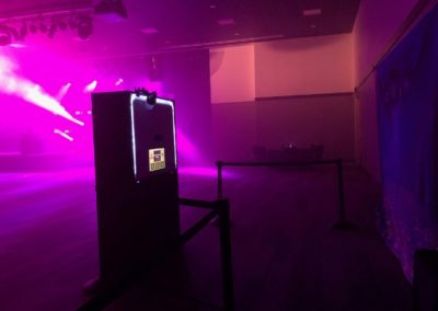 Photo Booth Party Rental Yager Entertainment 400x284 - Yager Entertainment Orlando